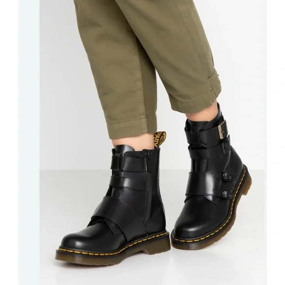 RARE Dr Martens Blake II double Buckle leather Moto boots 10 NEW
